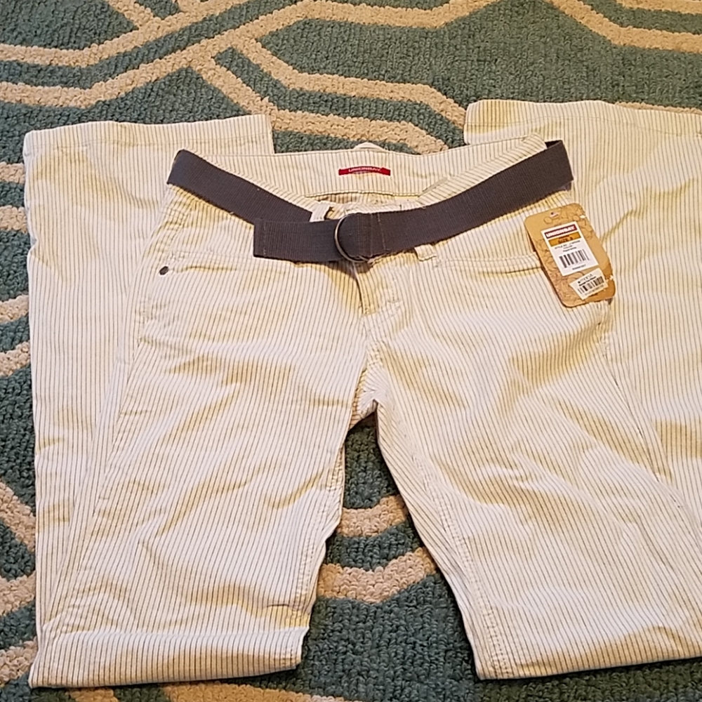 NWT UNIONBAY Jeans juniors size 3 w/ belt